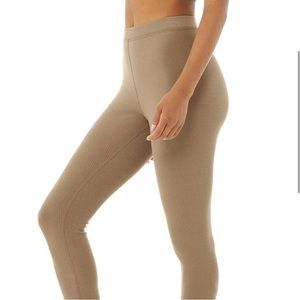 EUC ALO Yoga Ribbed High Waisted 7/8 Blissful Legging in Gravel